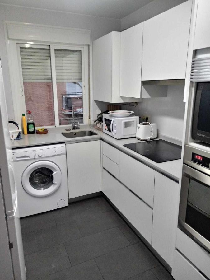 マドリード Residencia 12 Octubre Bed & Breakfast エクステリア 写真