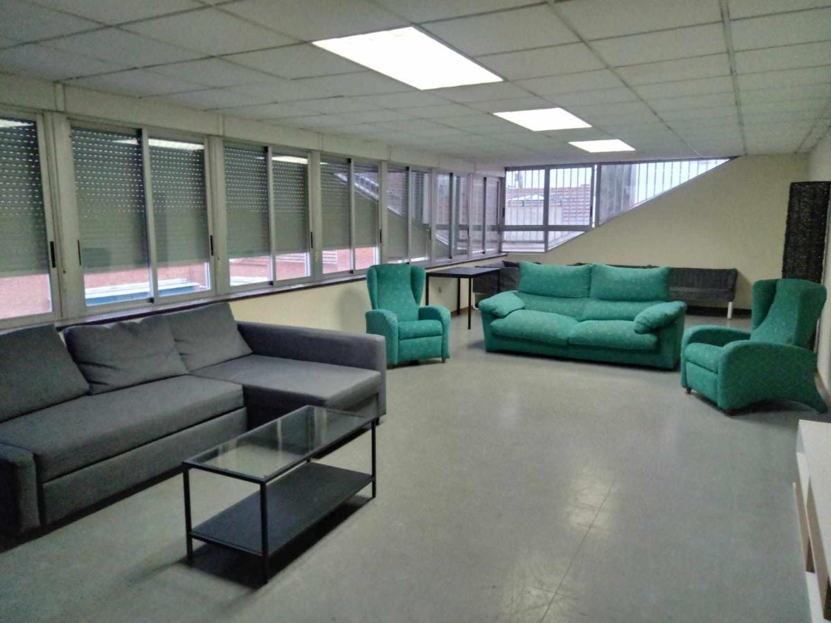 マドリード Residencia 12 Octubre Bed & Breakfast エクステリア 写真
